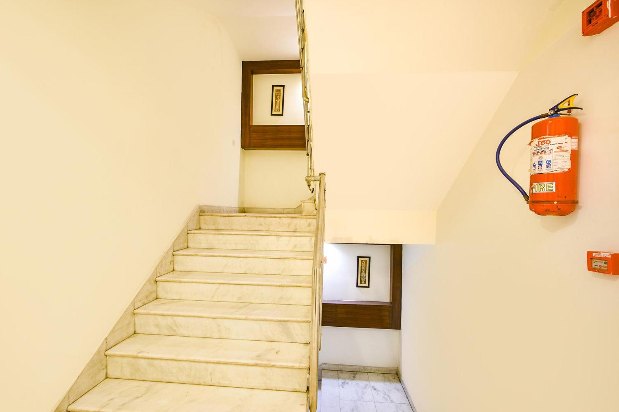 Fabhotel Baba Residency Near Railway Station Hotel Nova Deli