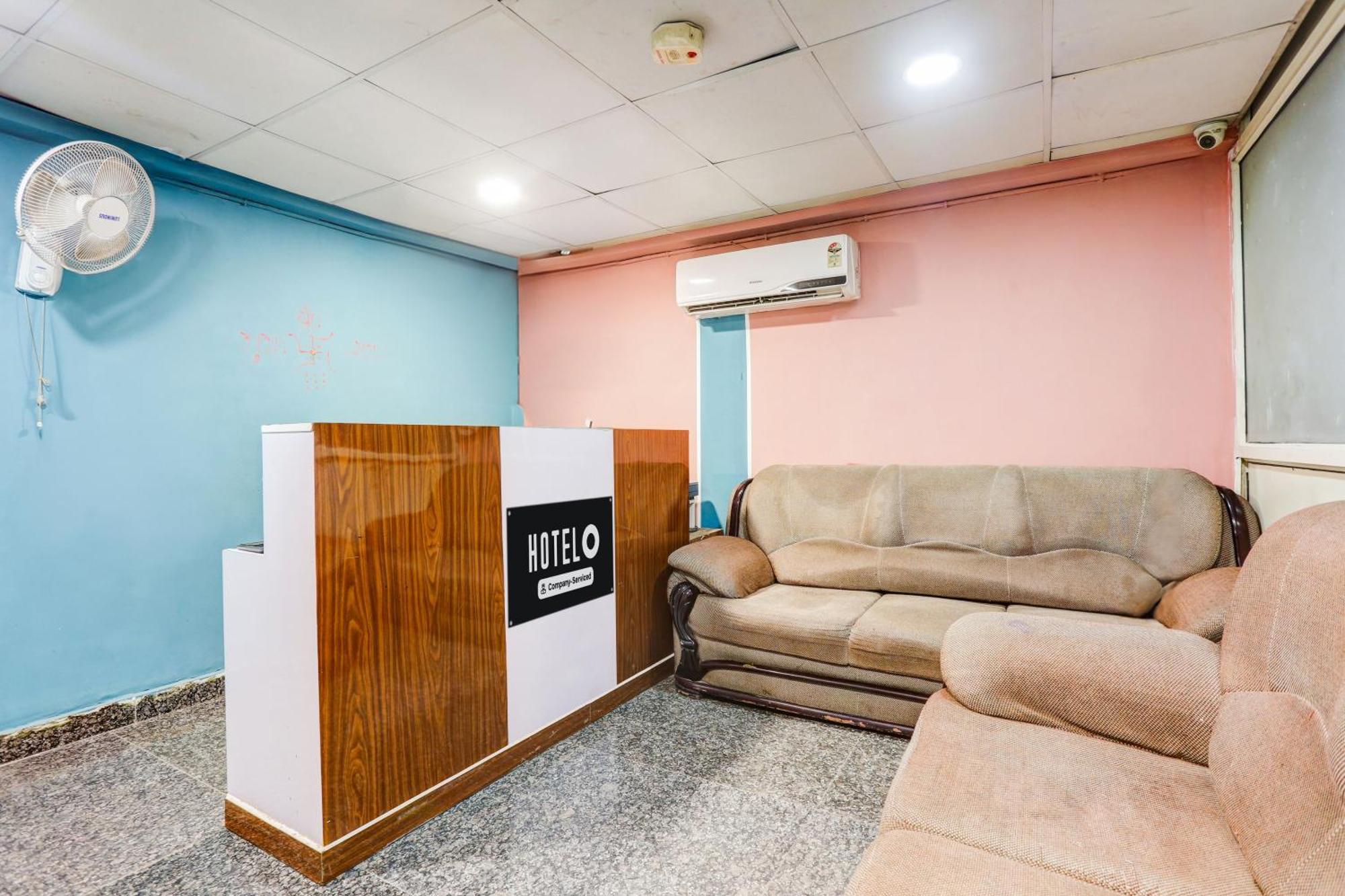 Super O Rohini Sector 20 Formerly Yellow Saffron Hotel Delhi (National Capital Territory of India)