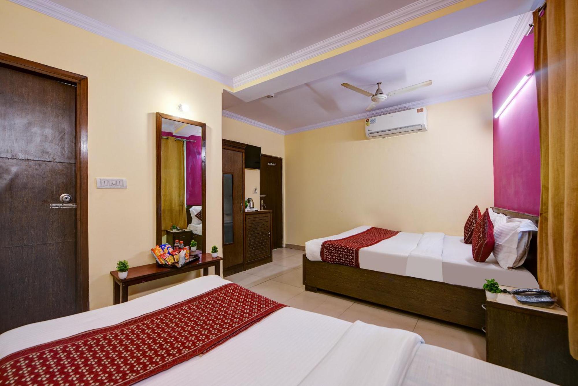 Hotel Vivek Deluxe In Centre - Near Railway Station Nova Deli