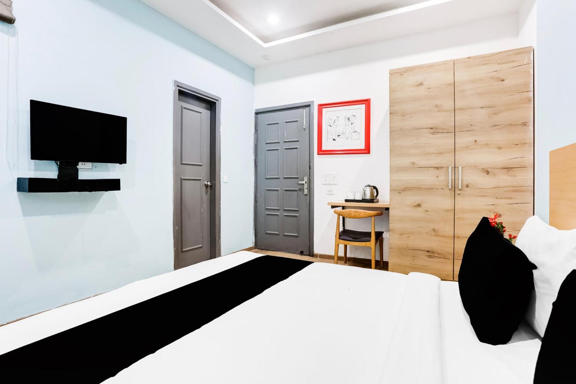 Super Townhouse Rohini Sector 23 Delhi (National Capital Territory of India)