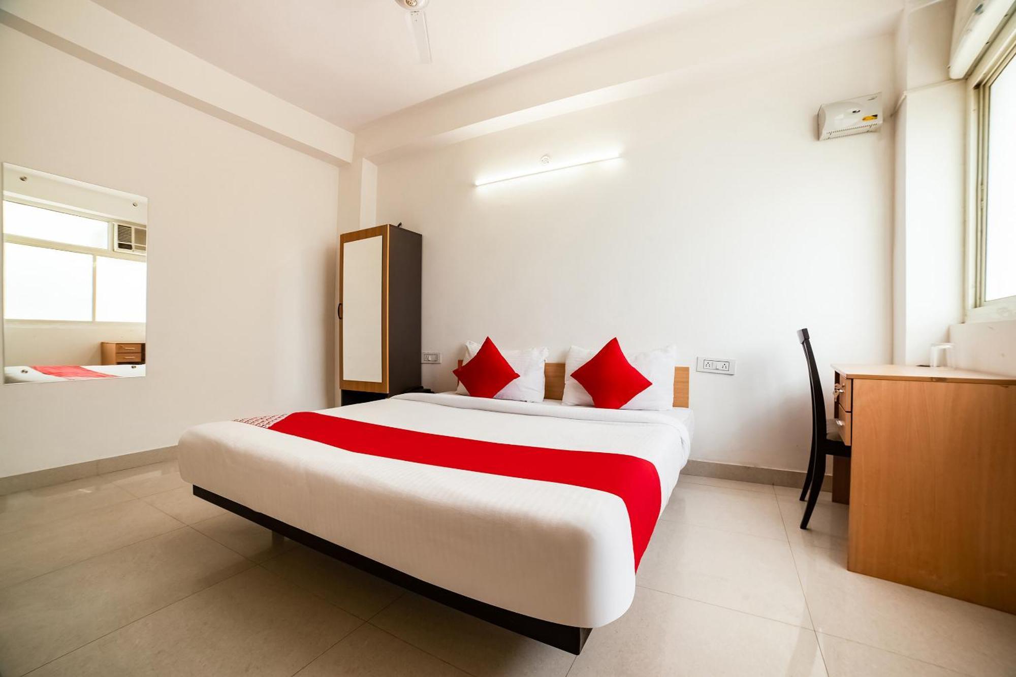 Live On Del5542 Hotel 4*