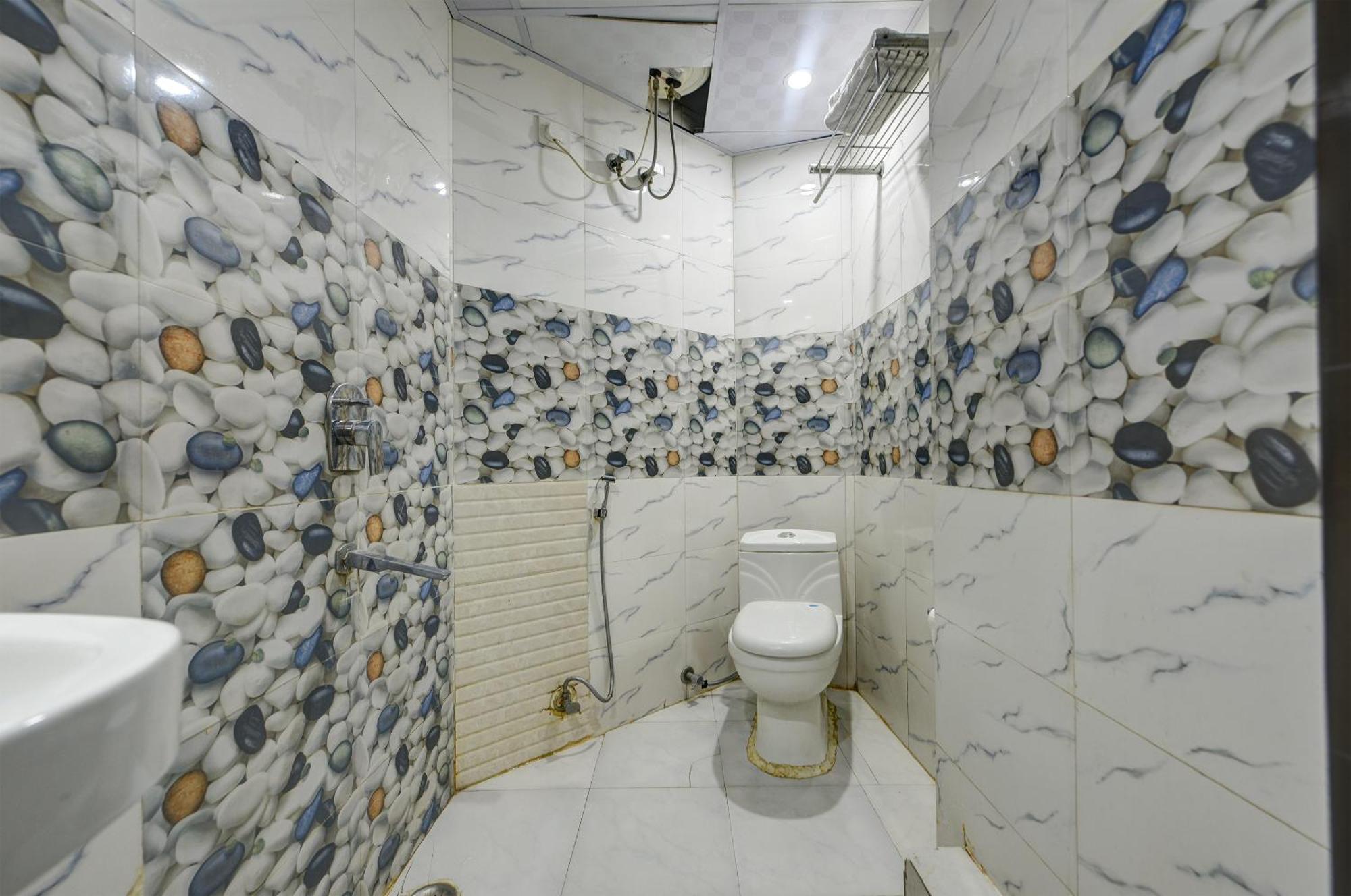 Kelvish Free Airport Pickup Hotel New Delhi