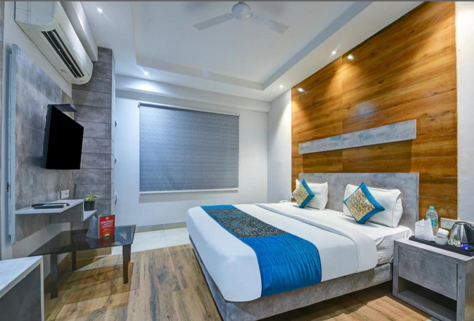Hotel Stanley-Near Delhi Airport Hotel