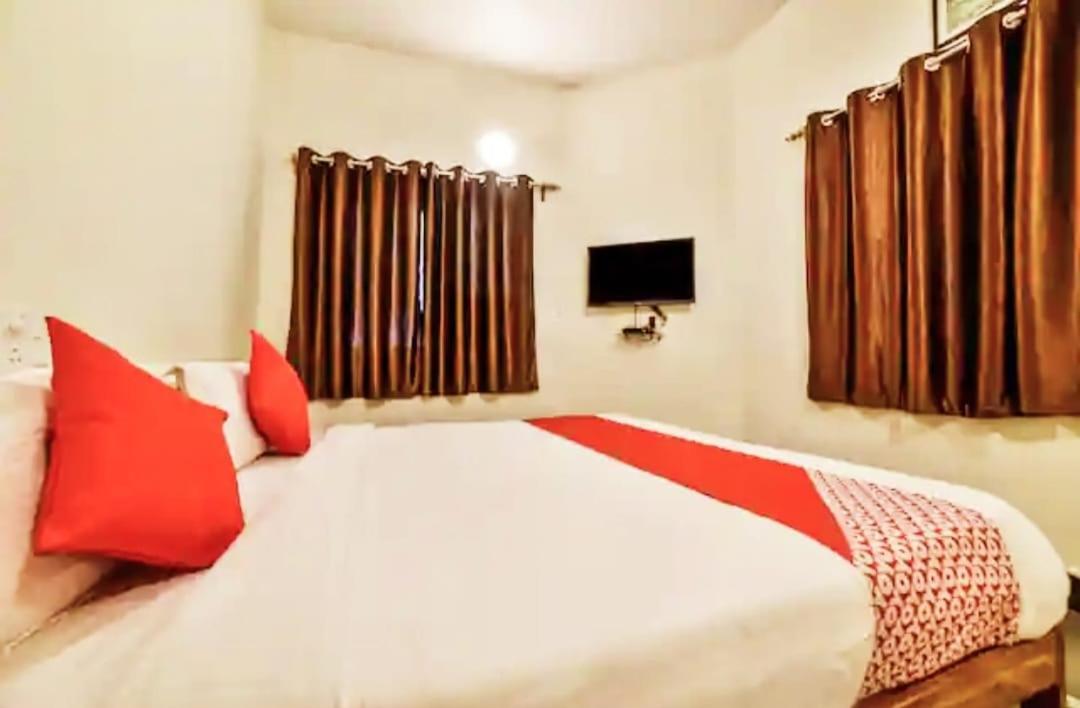 M India Dx- Near Railway Station Hotel 3*