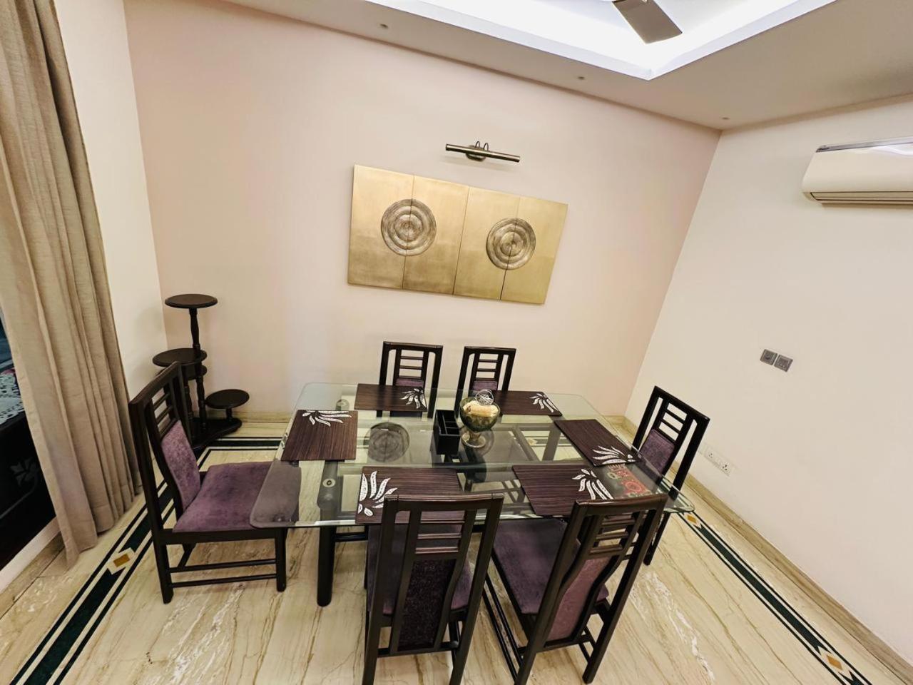 Jpm Home's With Luxury Homestay