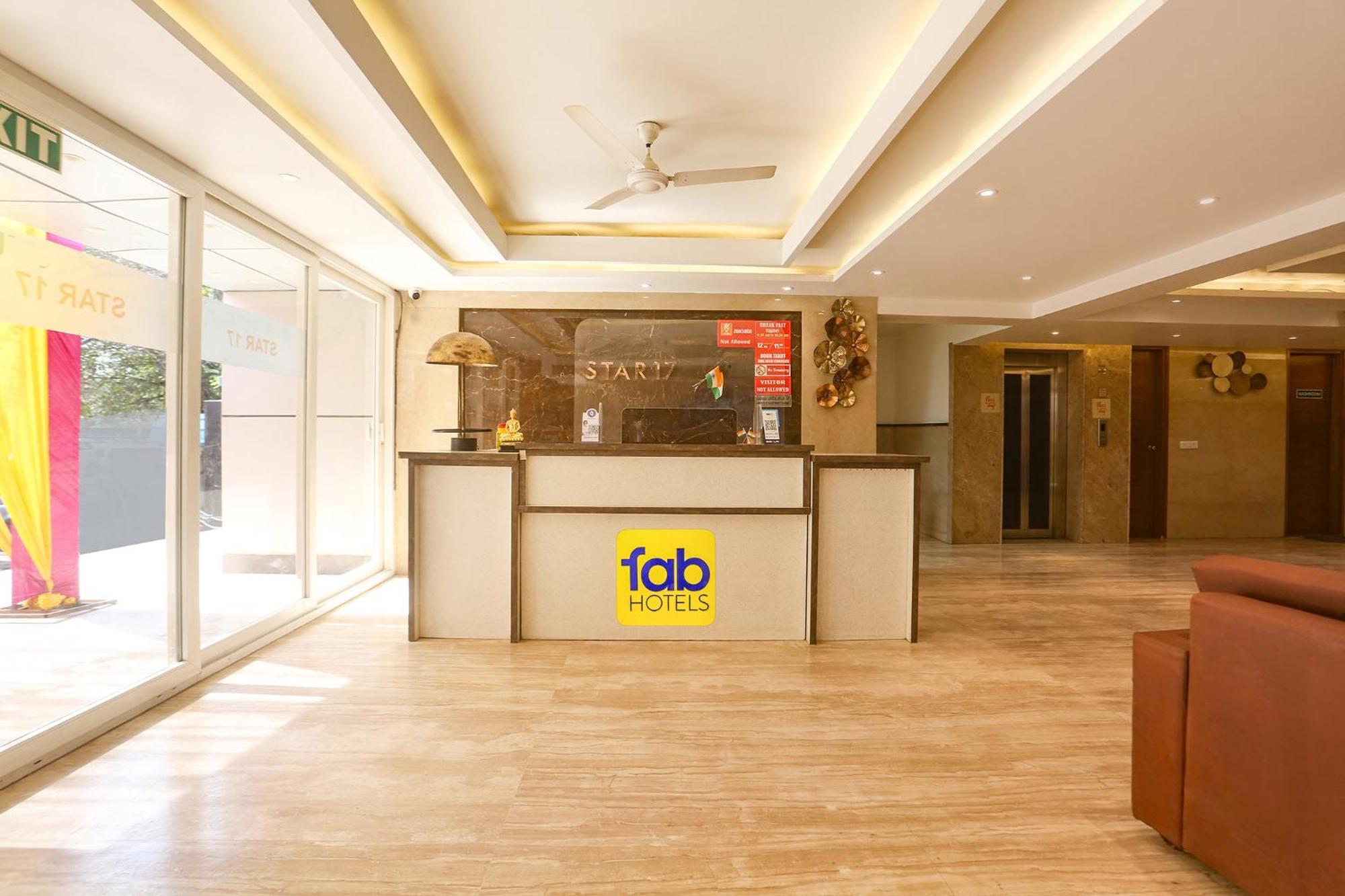 Hotel Fabhotel Prime Star 17 - Nr Yashobhoomi Convention Centre 3*