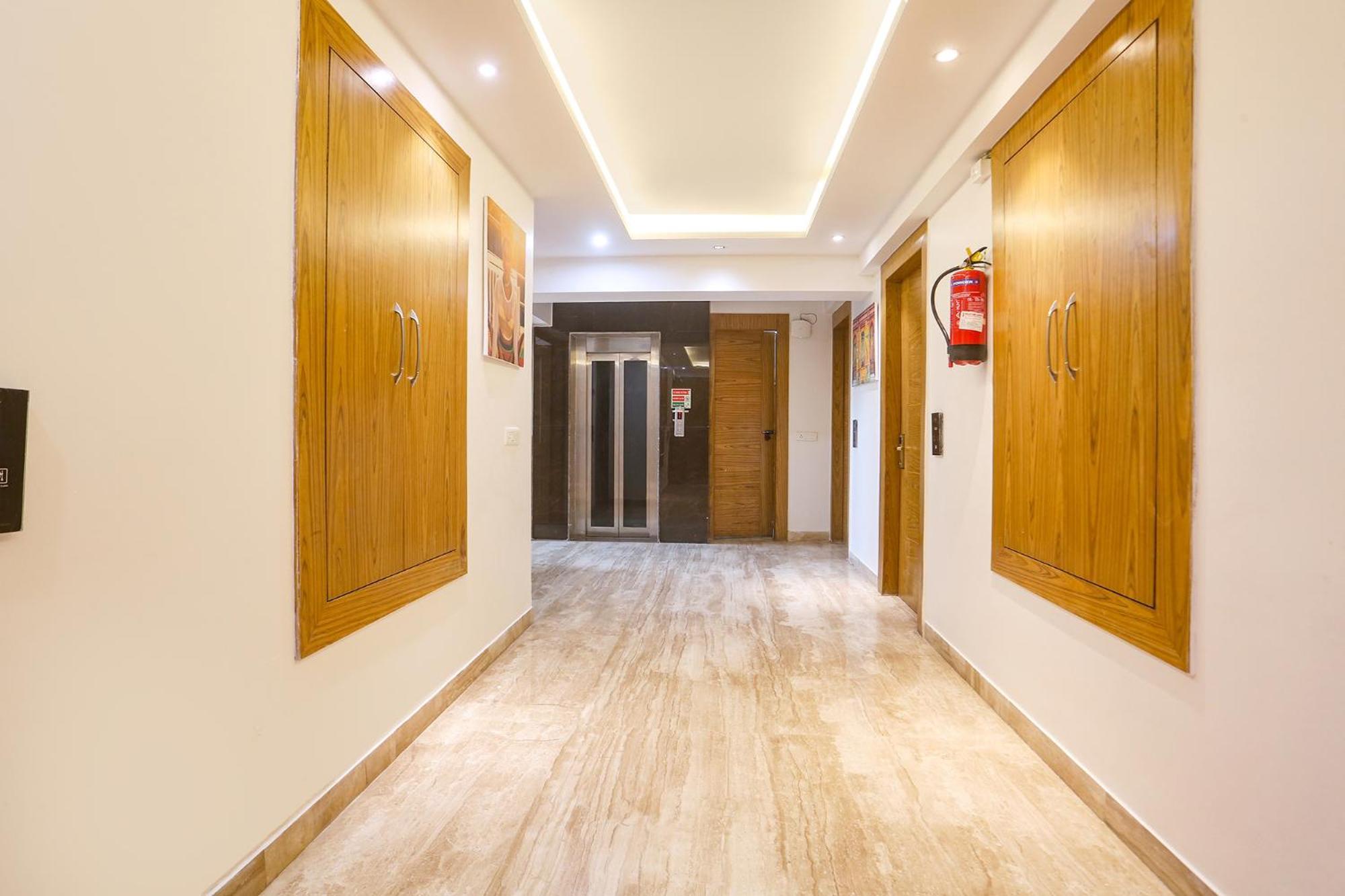 Fabhotel Prime Star 17 - Nr Yashobhoomi Convention Centre Hotel