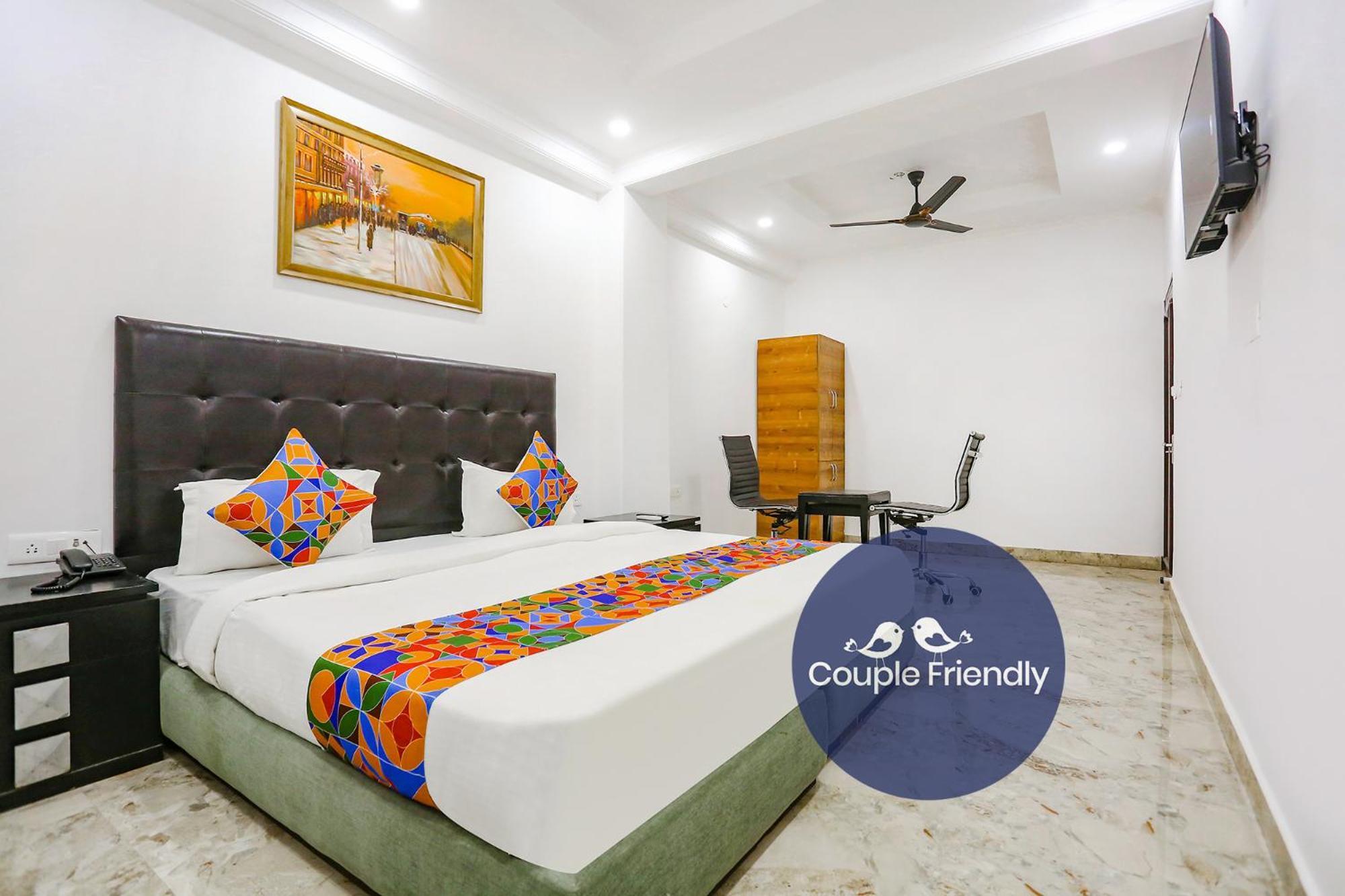 Fabexpress Taj Residency - Nr Yashobhoomi Convention Centre Hotel 3*