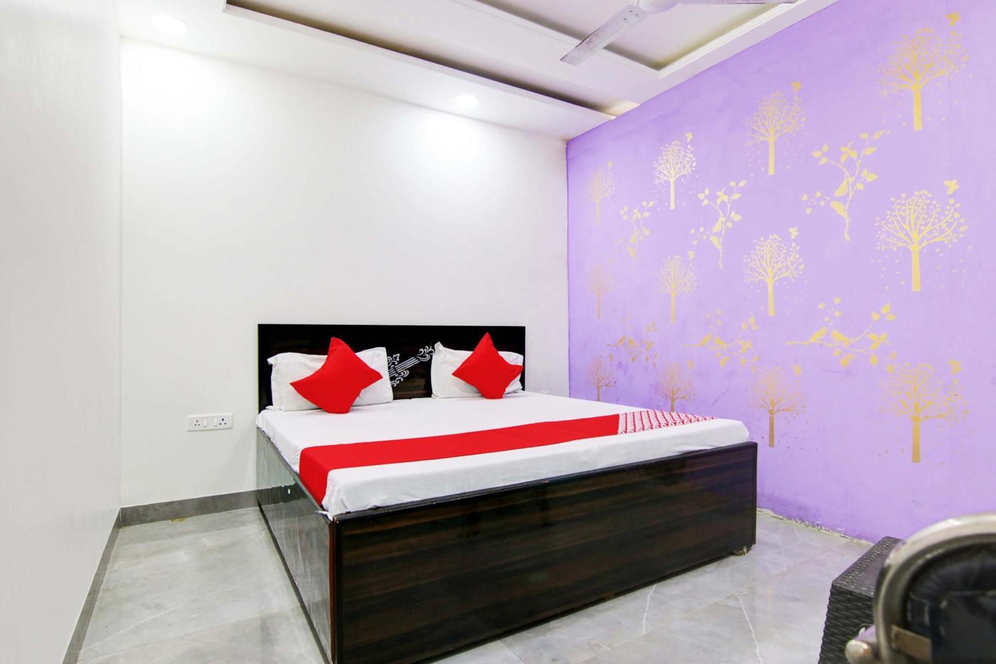 O Royal Hotel Delhi (National Capital Territory of India)