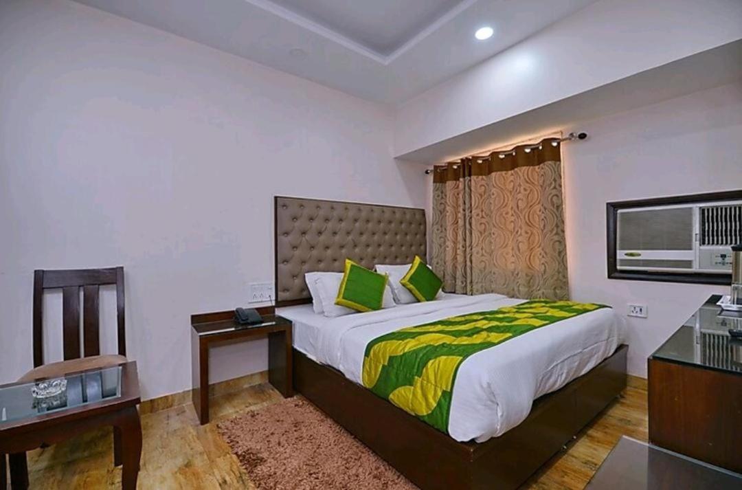 Kabeer International 'walking Distance Ndls