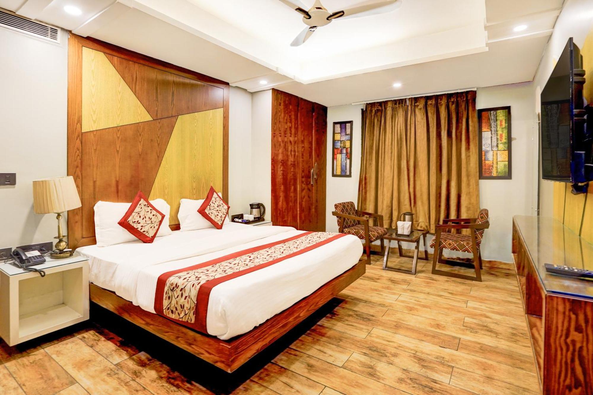 Hotel N Maharani 4*