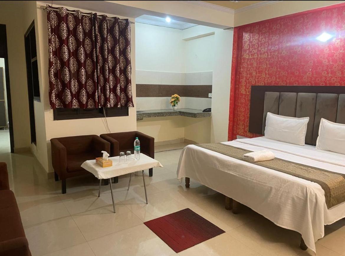 Airport By Family Hotel
