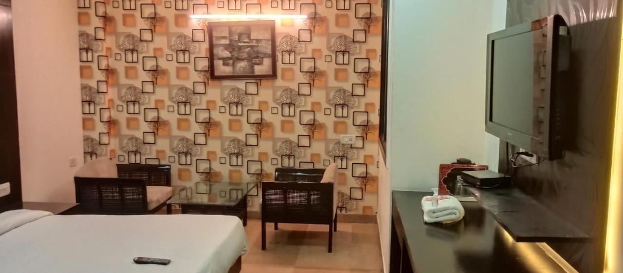 Delhi - Height - Delhi Ncr Id Not Accepted