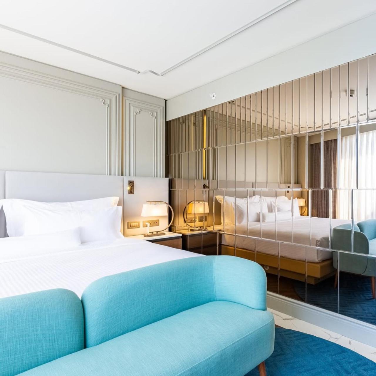 Hotel Pacific Delhi 4*