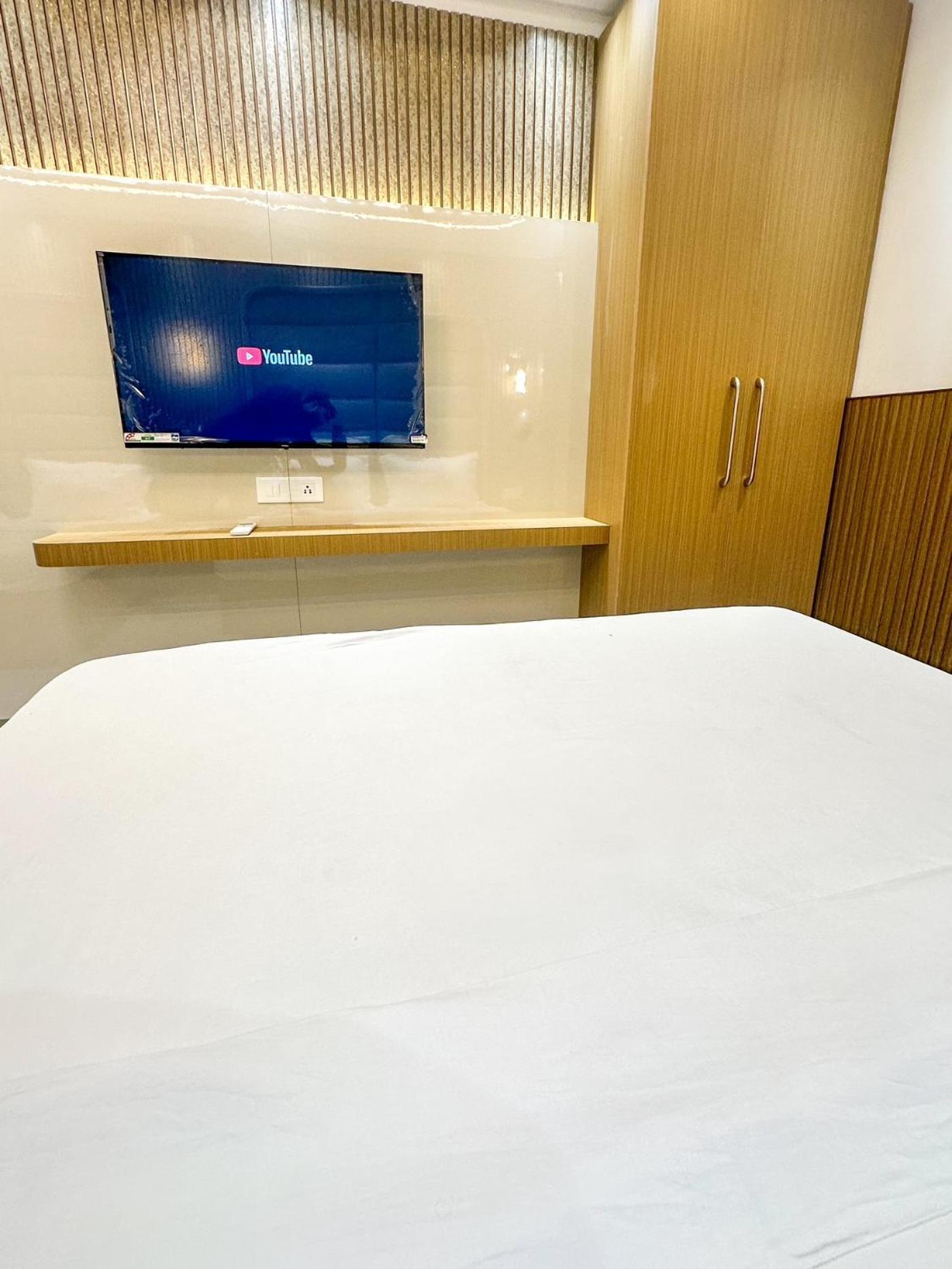 Bed & Breakfast Delhi Delight Premium