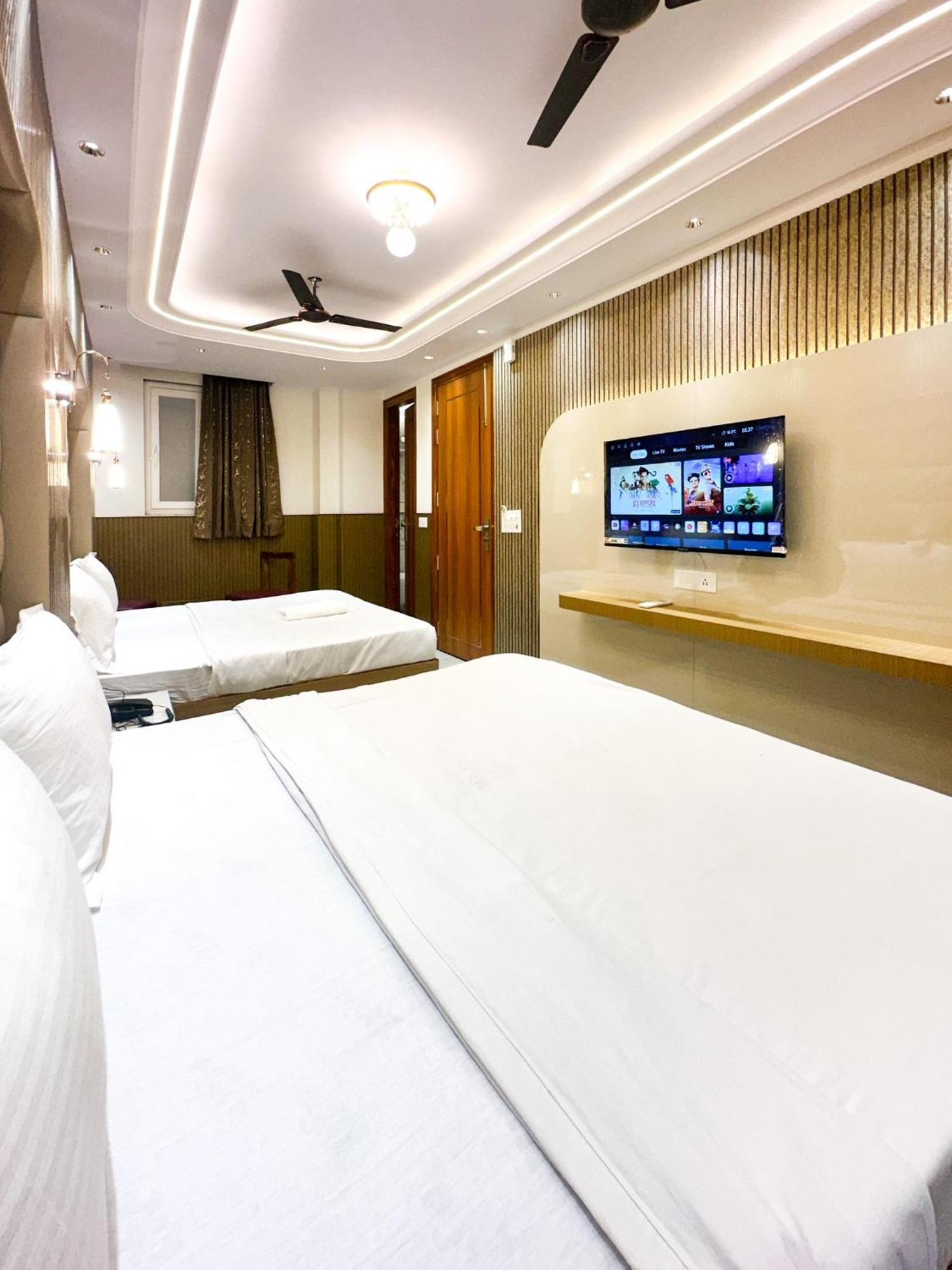 Bed & Breakfast Delhi Delight Premium 3*
