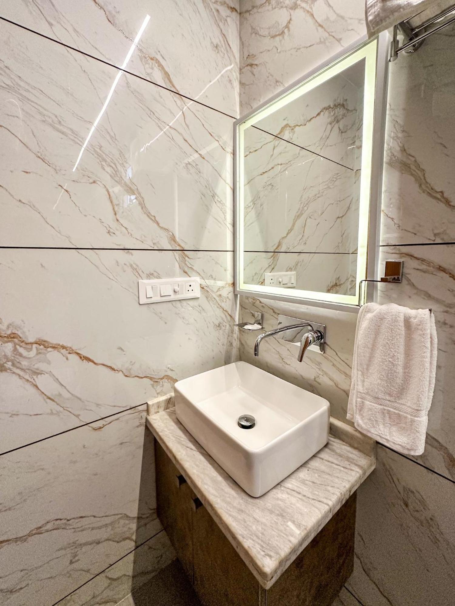 Delhi Delight Premium Bed & Breakfast