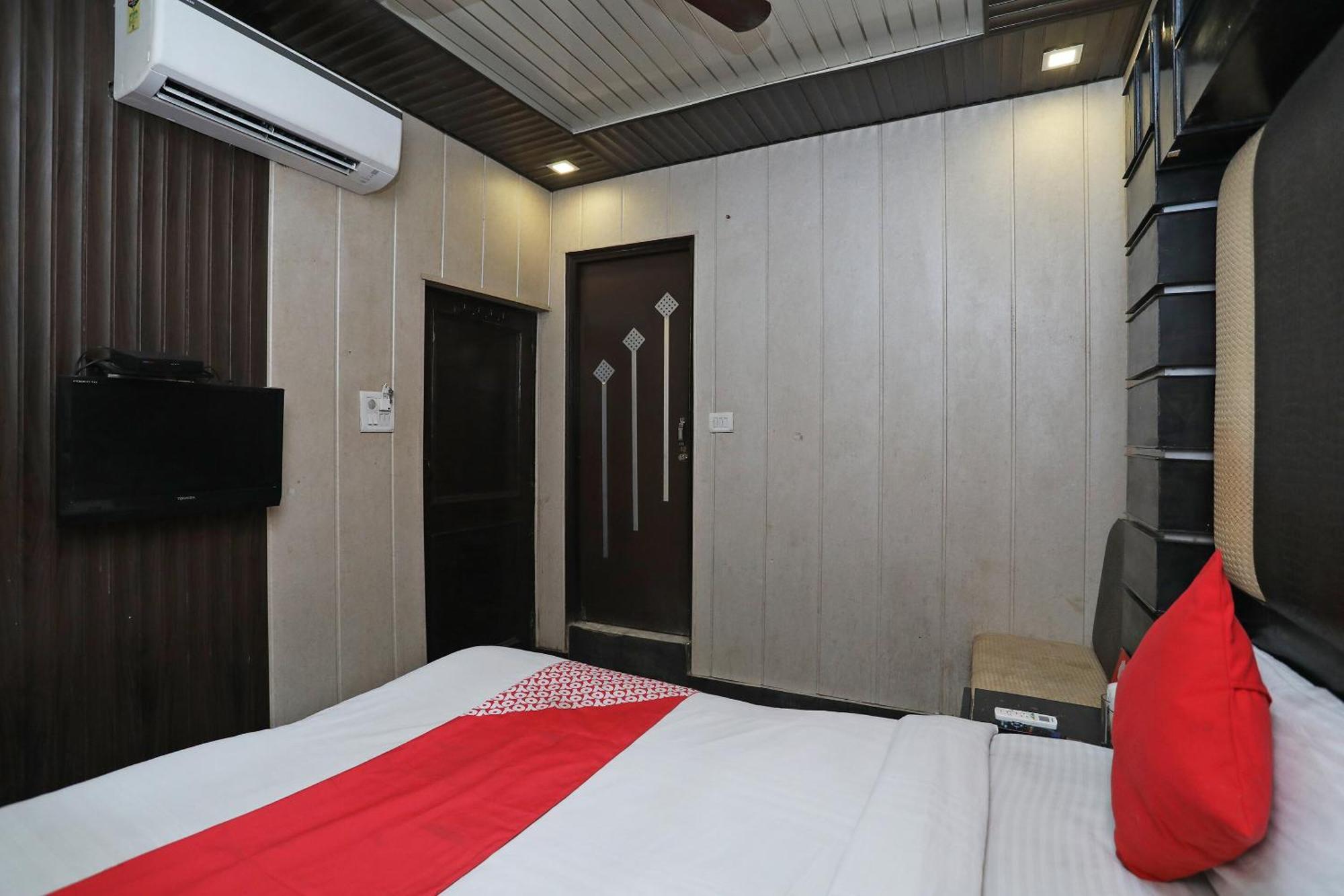 Hotel O Shri Sai International Nova Deli