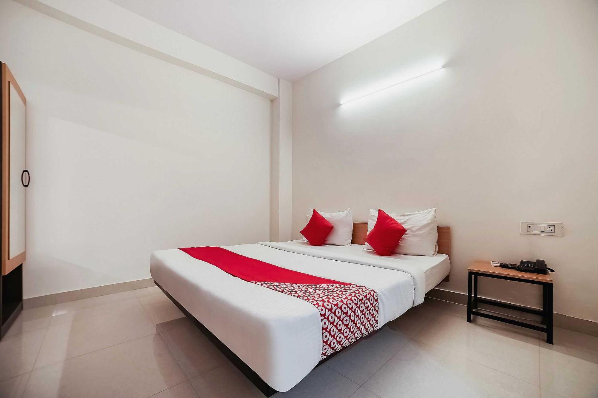 Live On Del5542 Hotel 4*