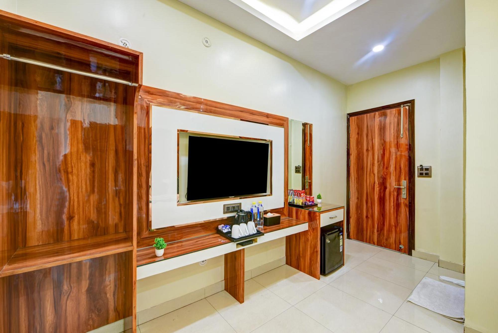 New Frontier - 2 Mins From Old Railway Station & Chandni Chowk Delhi (National Capital Territory of India)