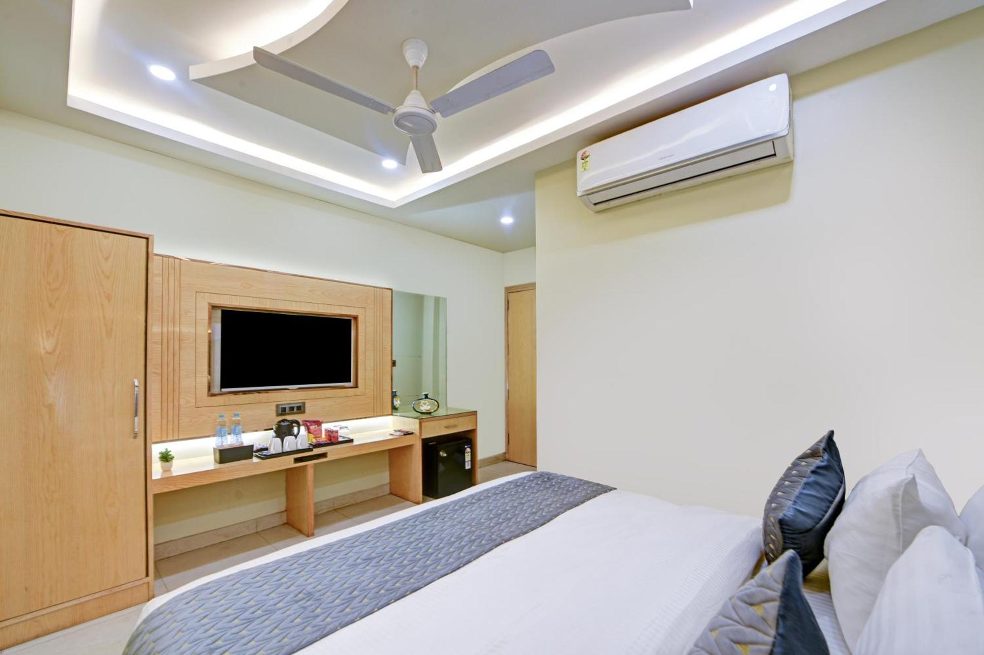 New Frontier - 2 Mins From Old Railway Station & Chandni Chowk Delhi (National Capital Territory of India)