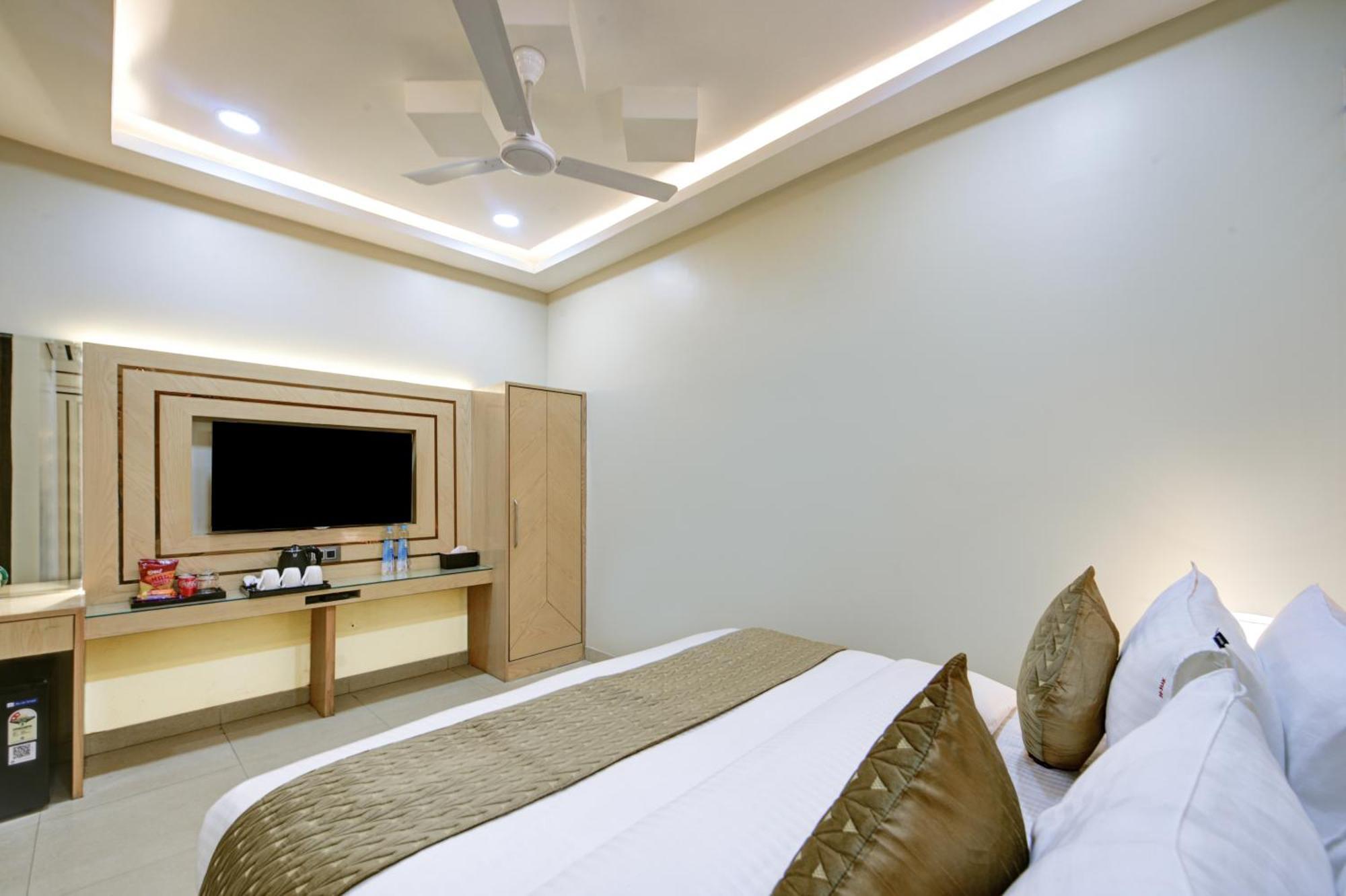 New Frontier - 2 Mins From Old Railway Station & Chandni Chowk Delhi (National Capital Territory of India)