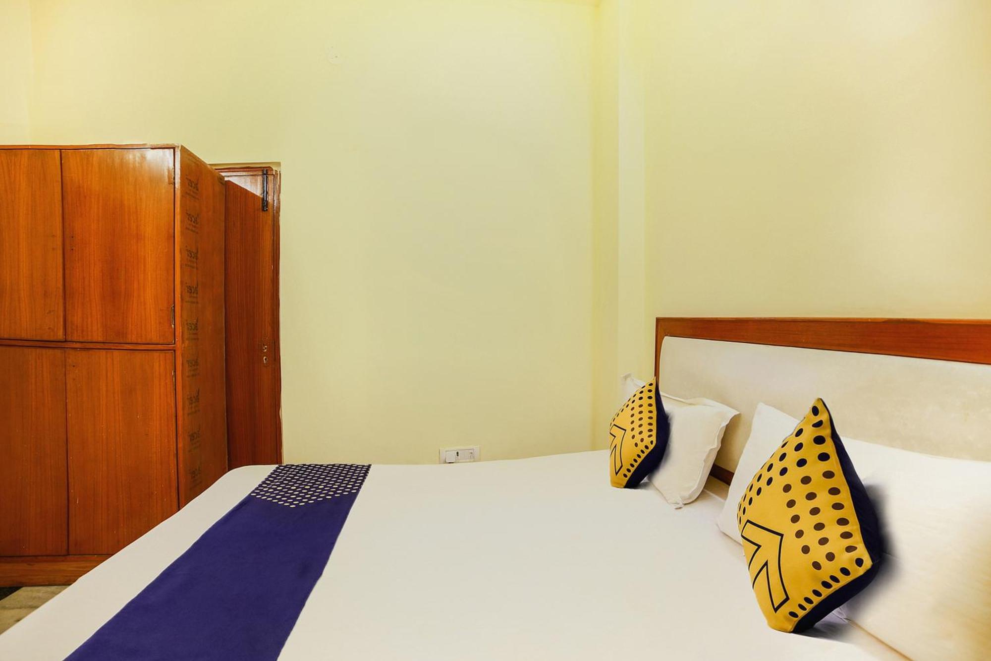 Hotel Om Paharganj Nova Deli