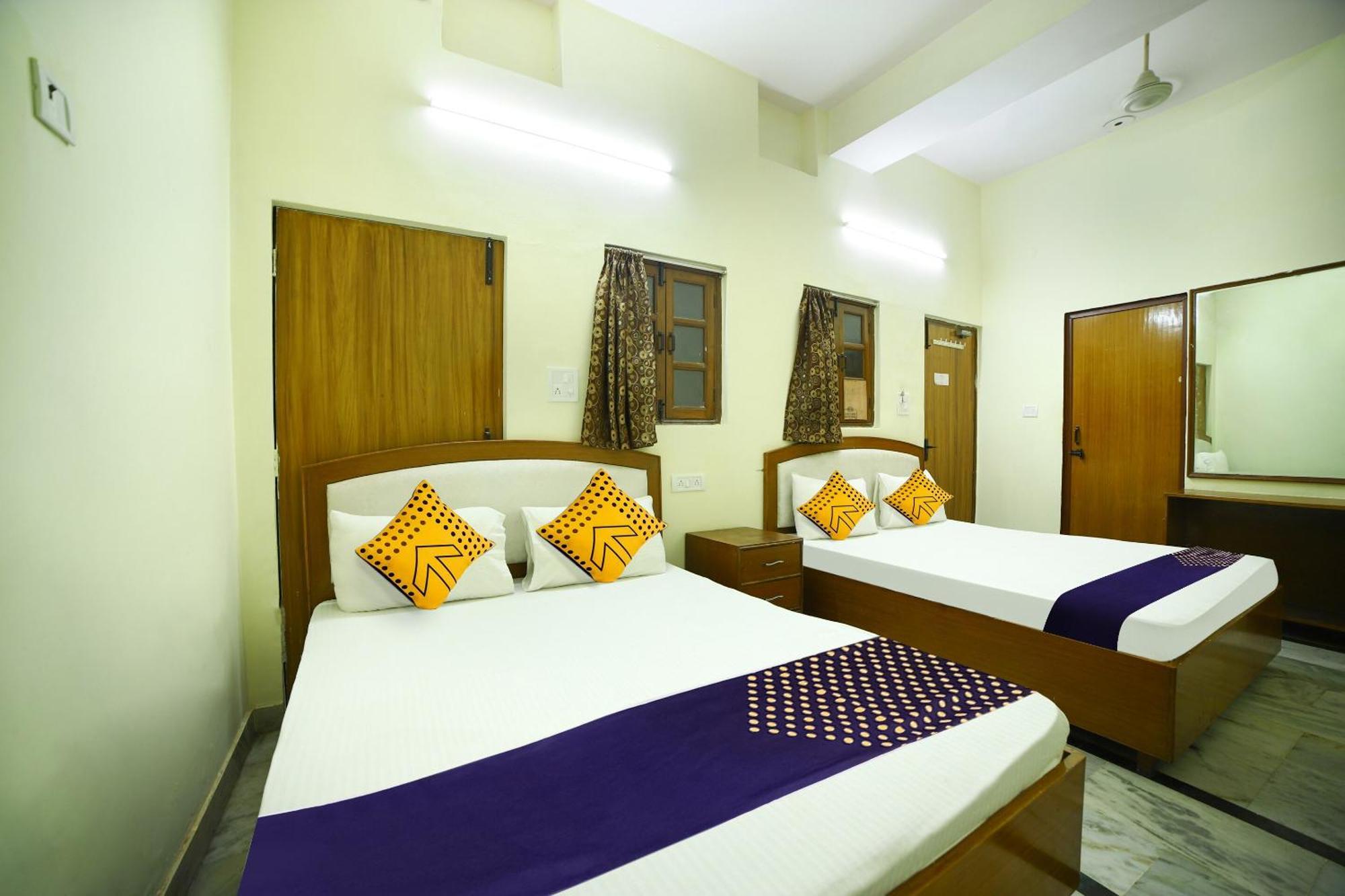 Hotel Om Paharganj Nova Deli