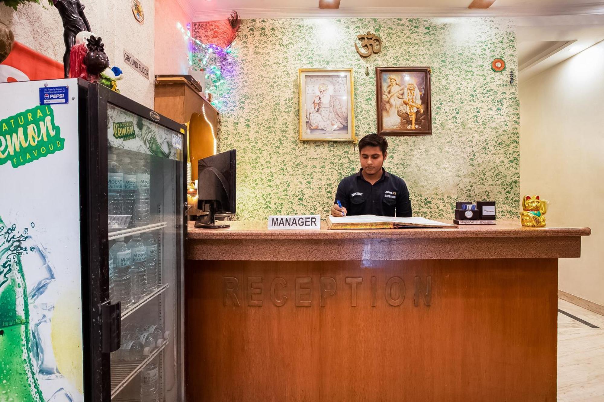 Hotel Hotel Om Paharganj Nova Deli