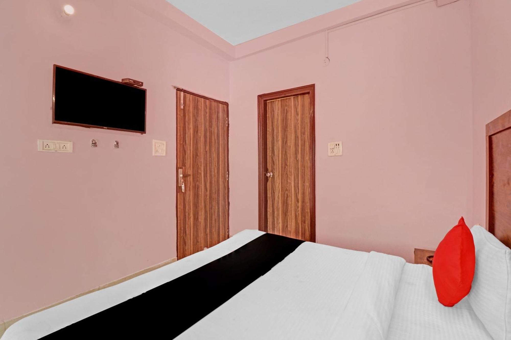 O Cherry Hotel New Delhi
