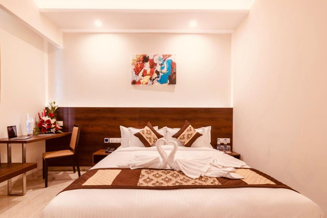 Crystal Plaza Delhi Airport * New Delhi