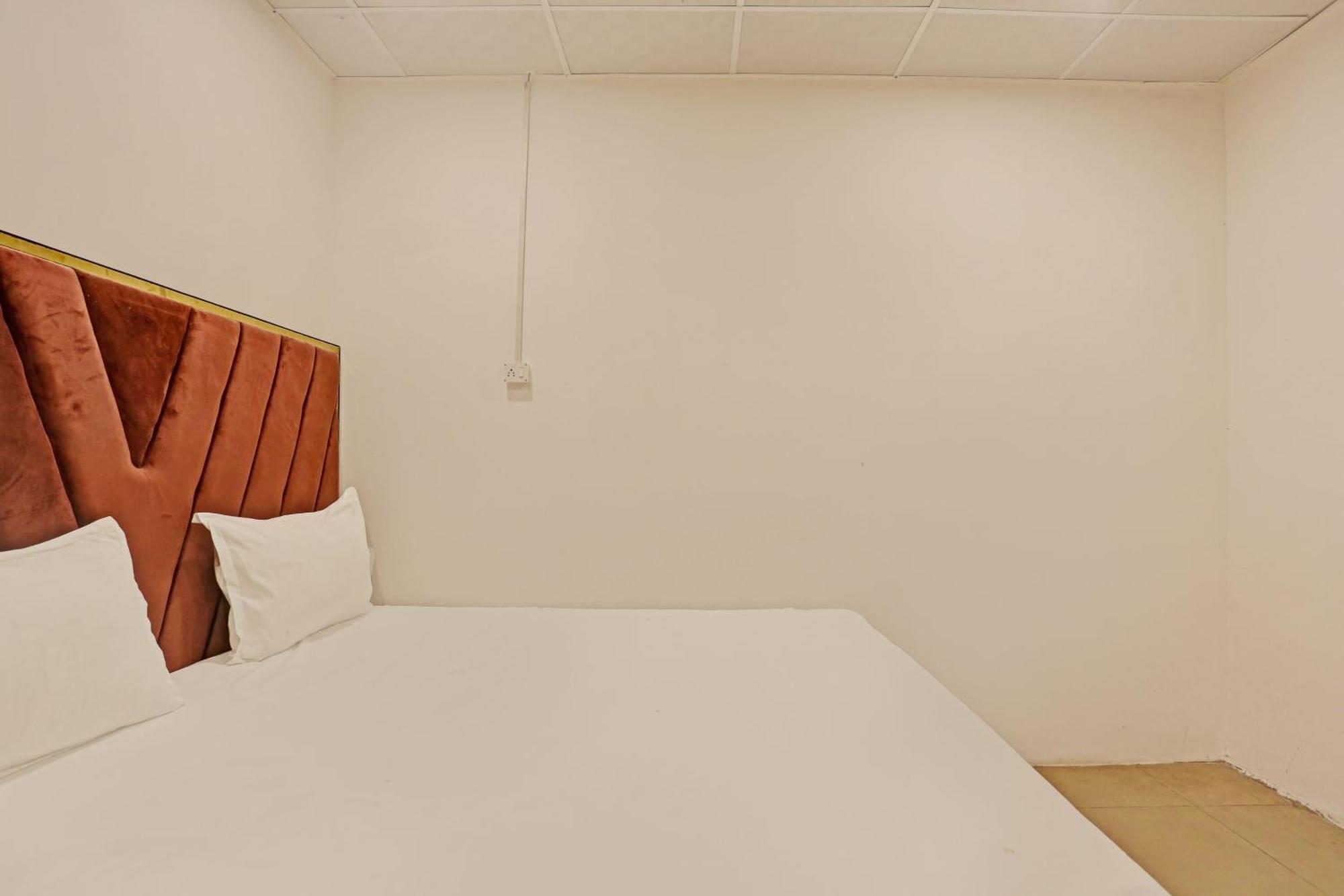 Silver Key Hotel New Delhi