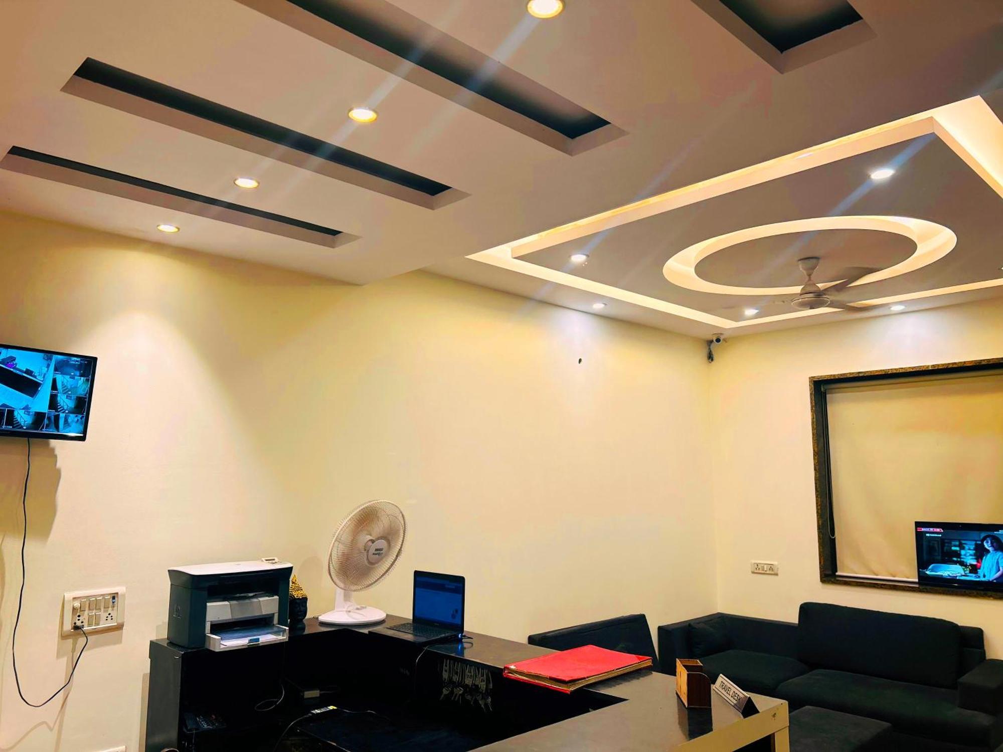Aerocity Golden New Delhi