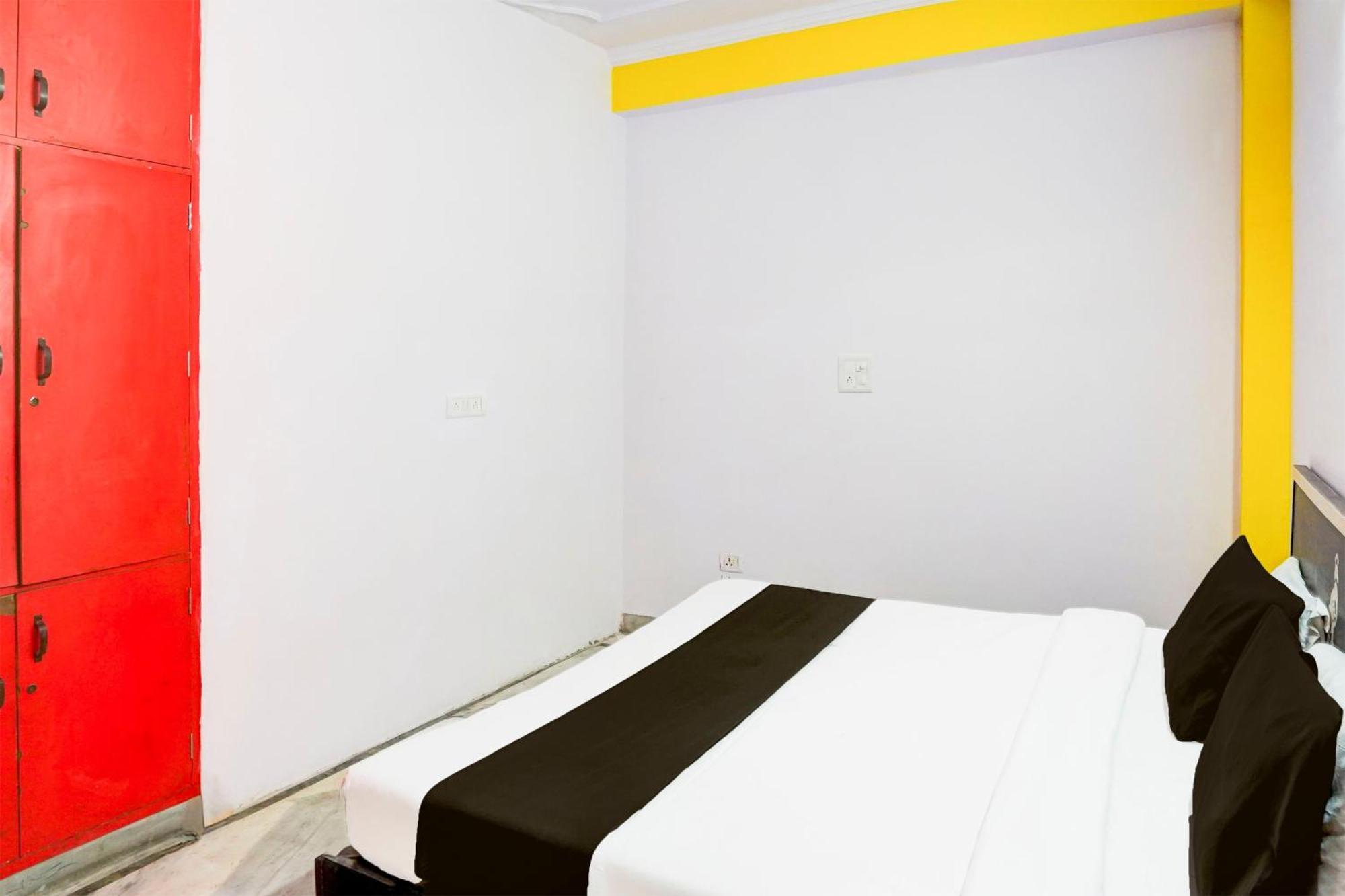 Hotel O Maharaja Kalkaji Devi