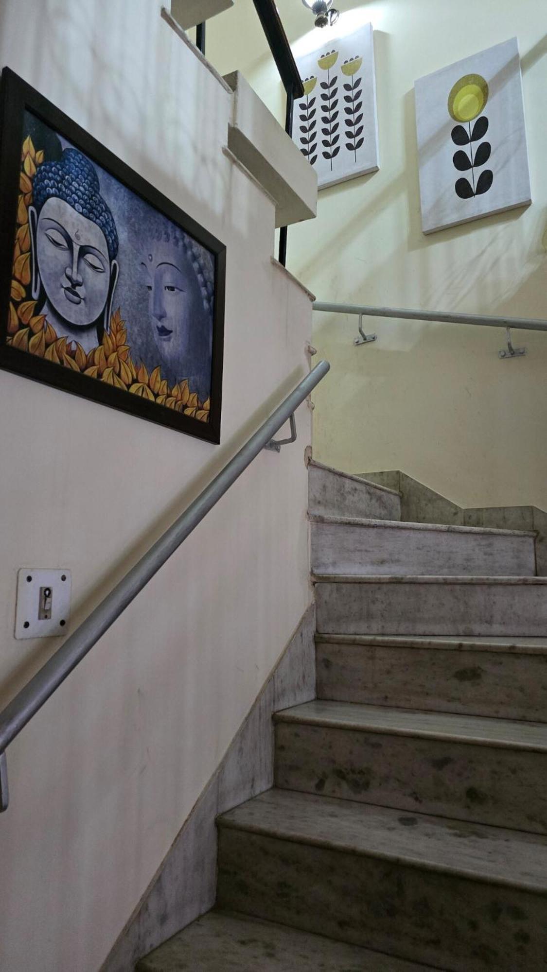 Urban Haven Private Floor Cr Park Gk2 New Delhi