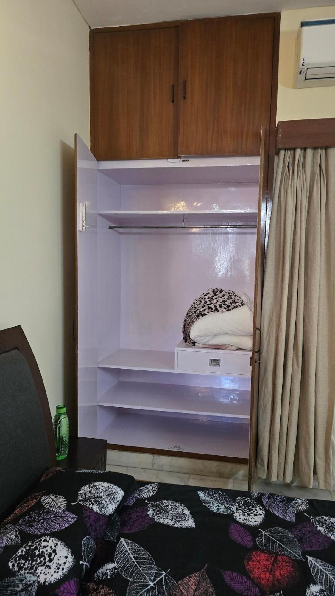 Urban Haven Private Floor Cr Park Gk2