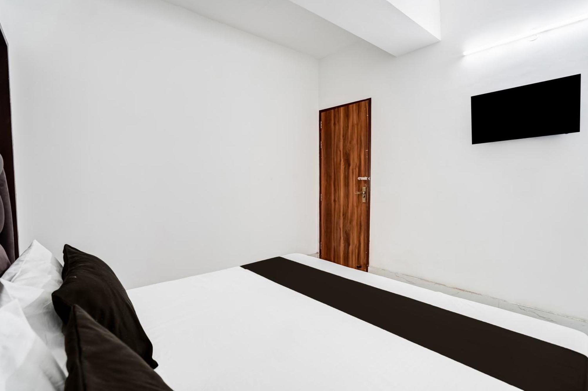 Hotel Super O Burari *
