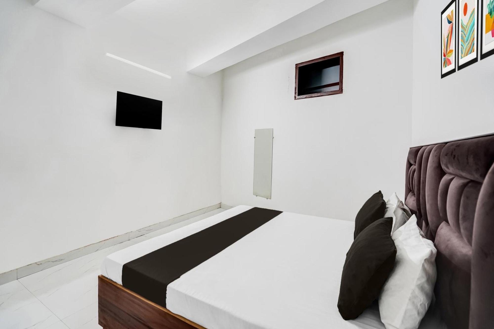 Hotel Super O Burari *