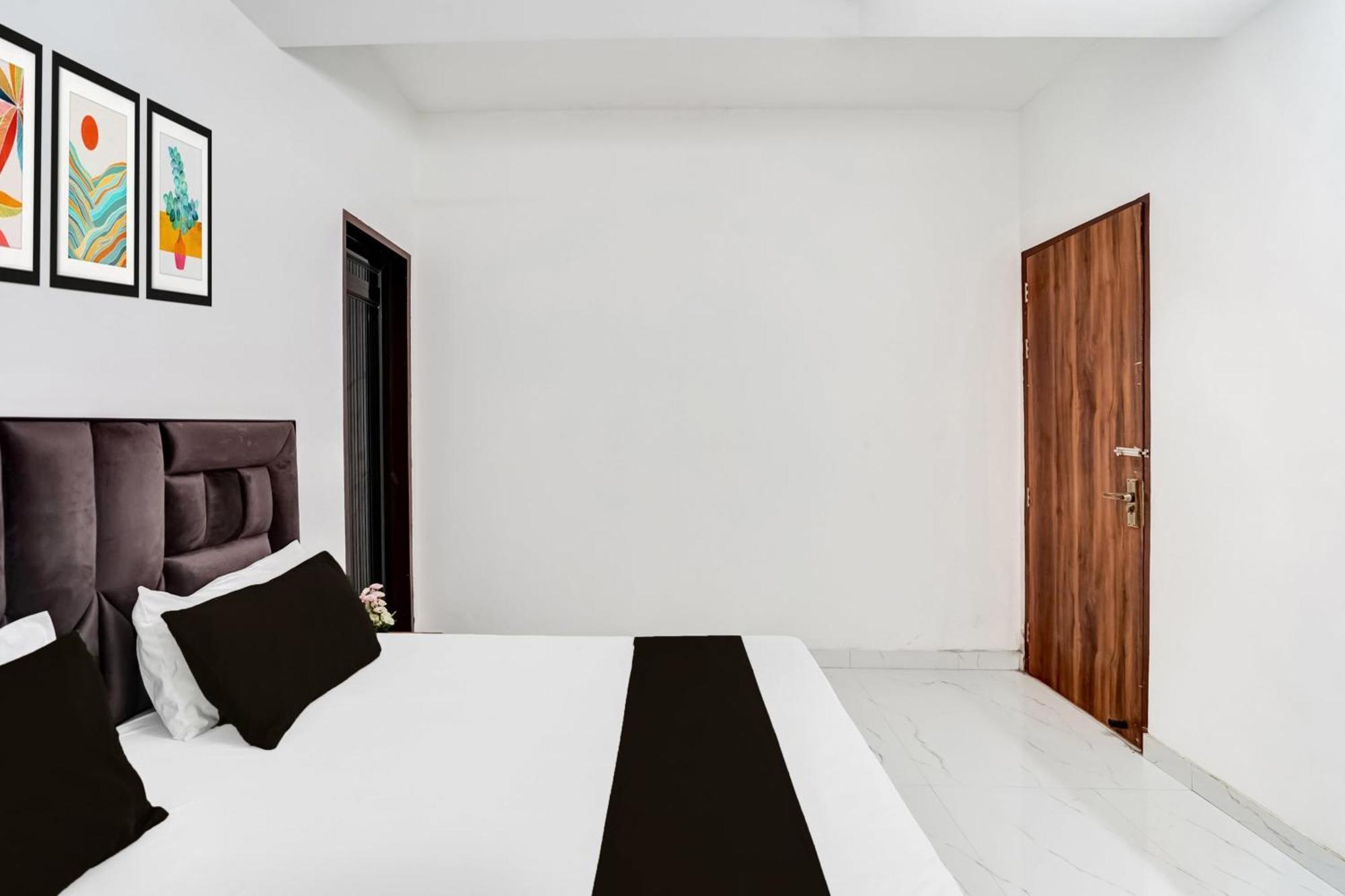 Hotel Super O Burari Nova Deli
