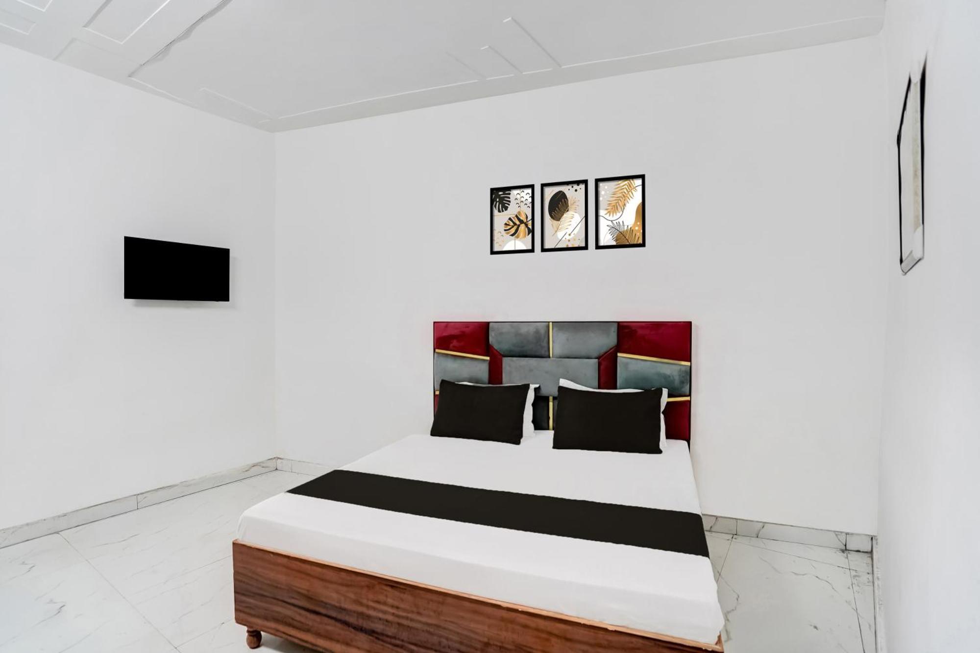Super O Burari Hotel