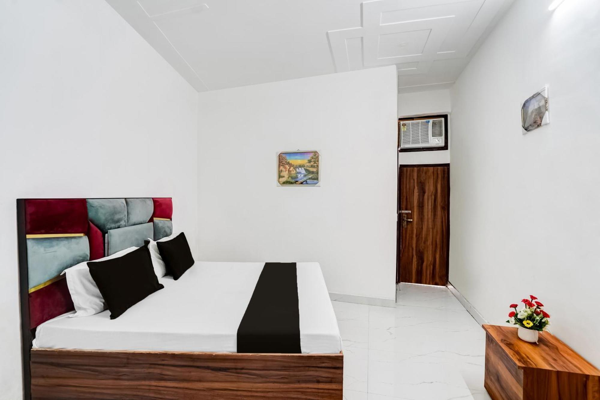 Hotel Super O Burari *