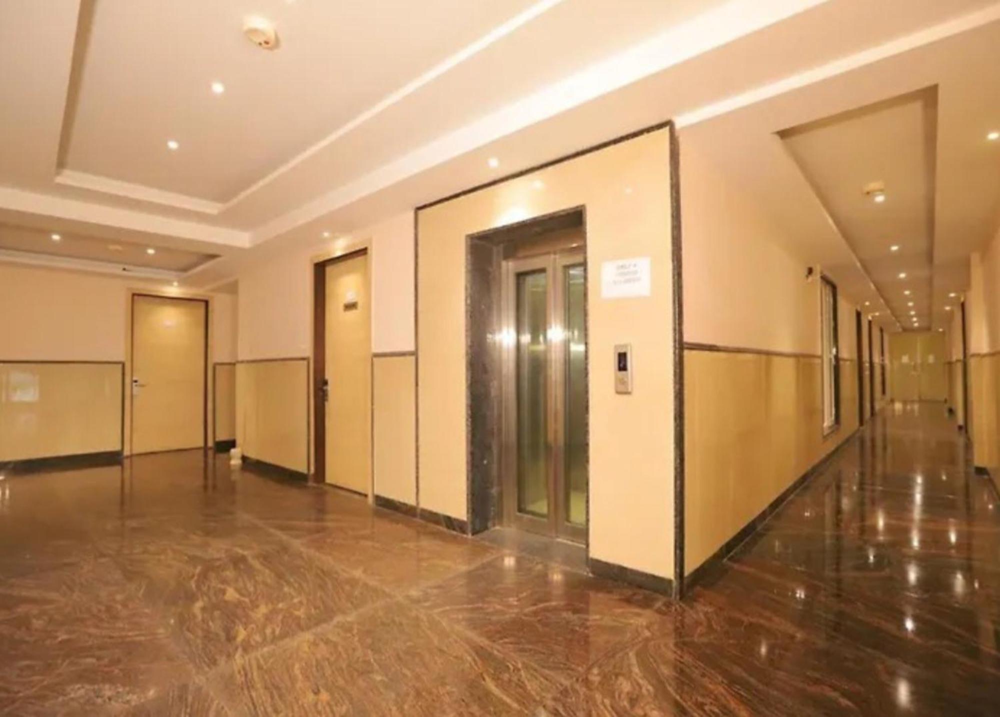 Hotel Stanley-Near Delhi Airport 4* New Delhi