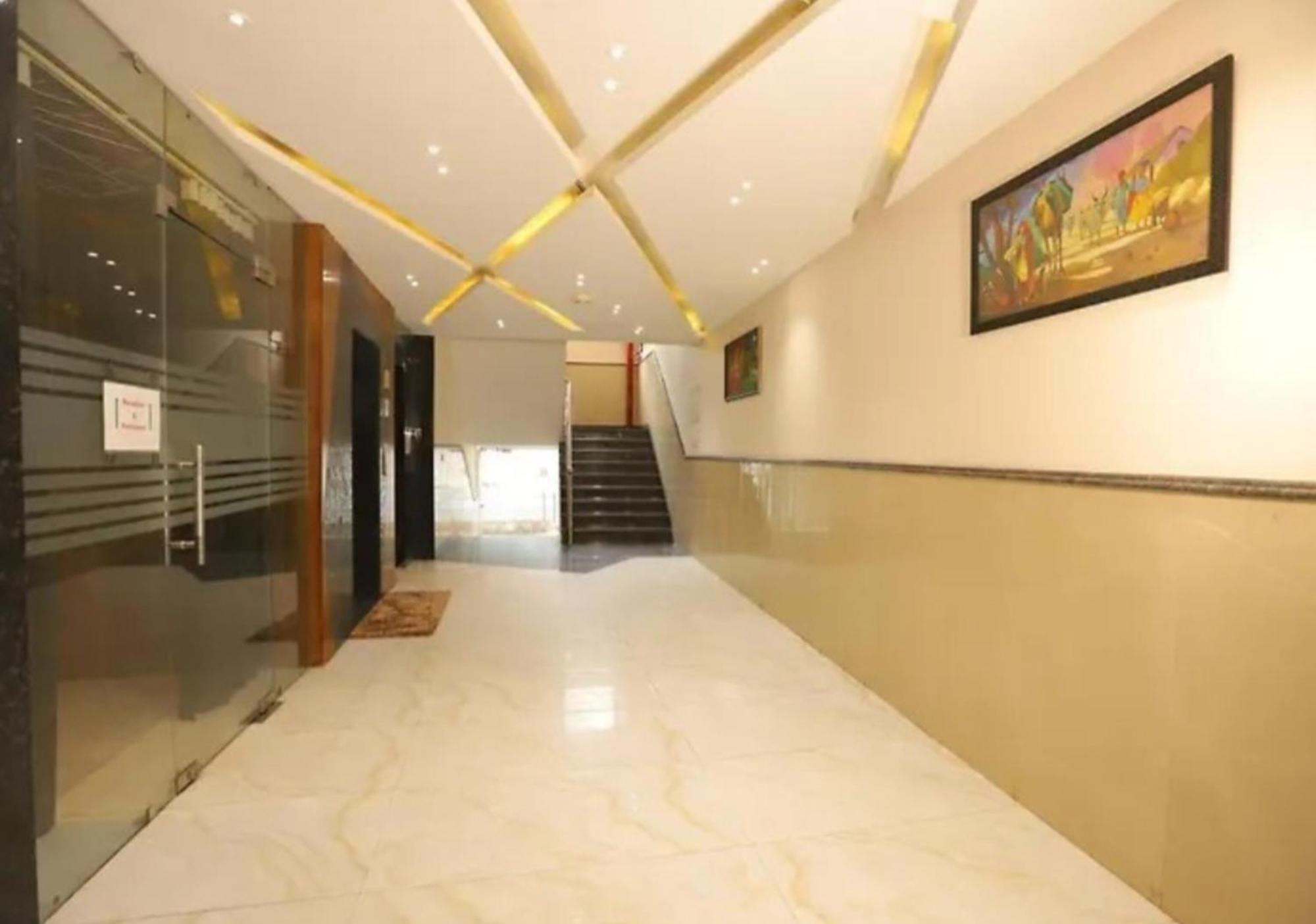 Hotel Stanley-Near Delhi Airport Hotel New Delhi