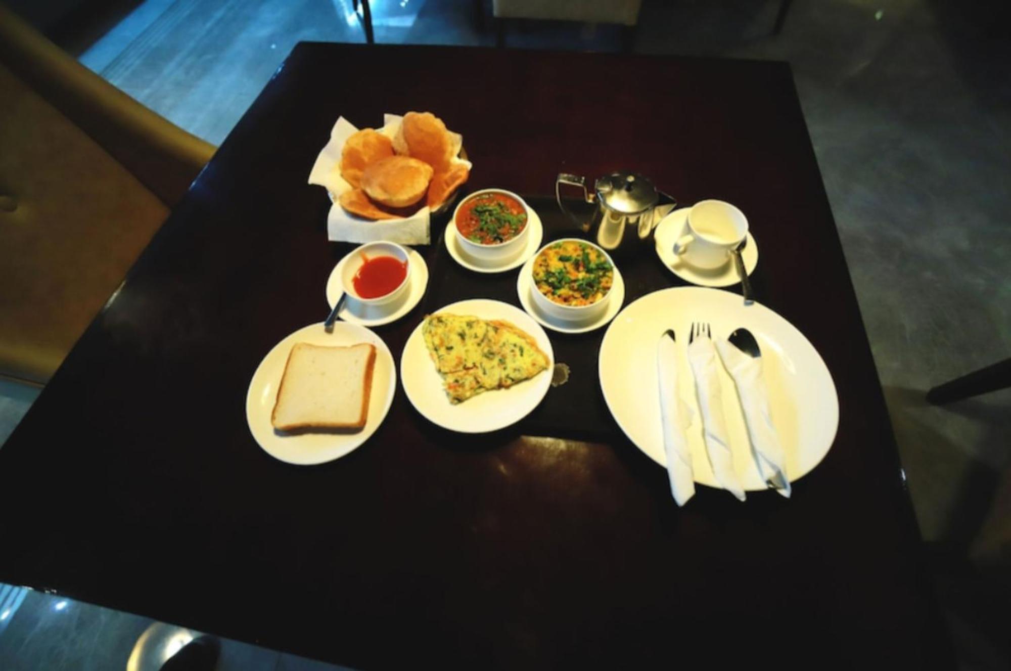 Hotel Hotel Stanley-Near Delhi Airport 4*