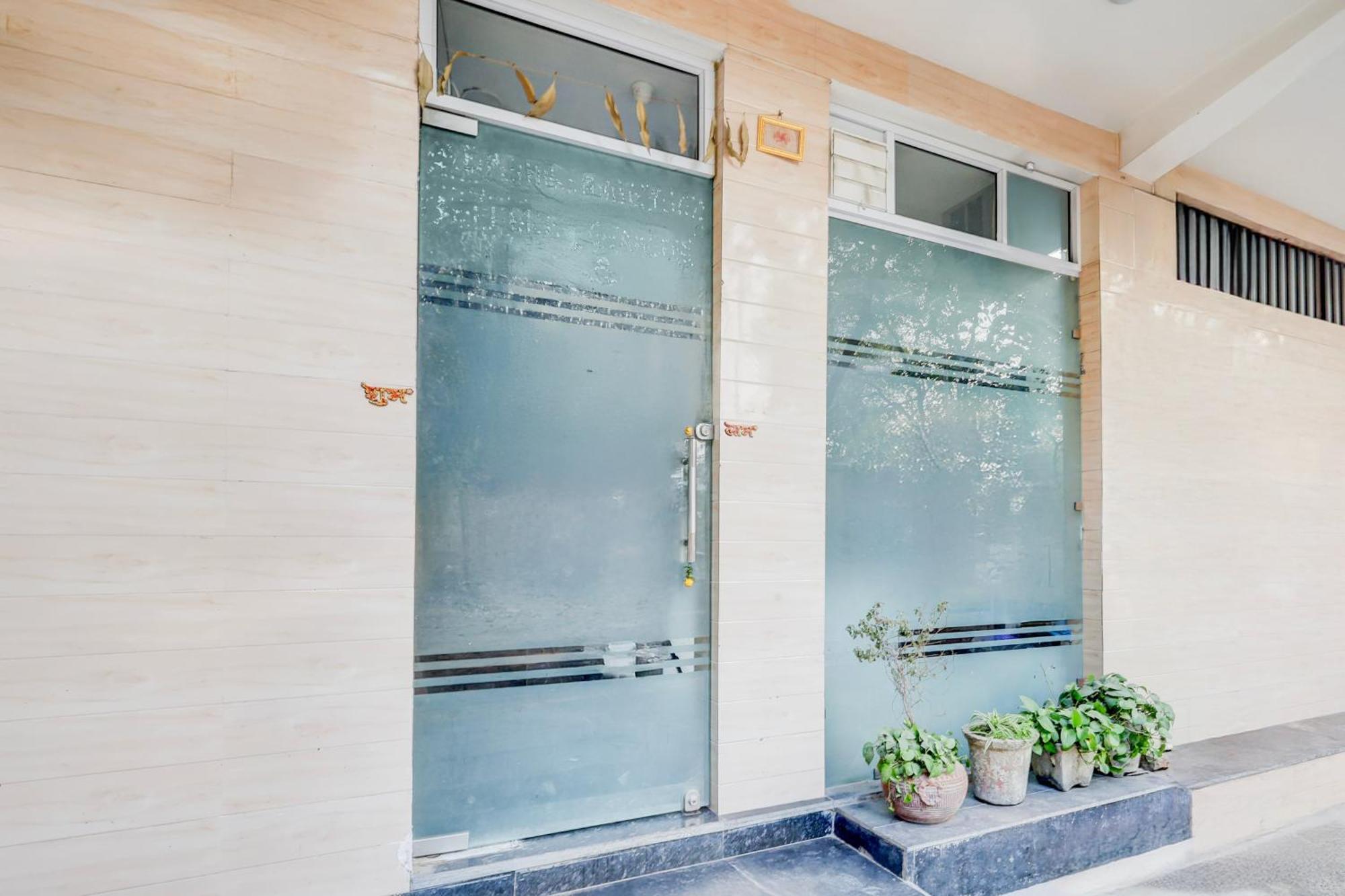 Super O Sector 25 Near Iskcon Temple Formerly Amazing House Hotel New Delhi
