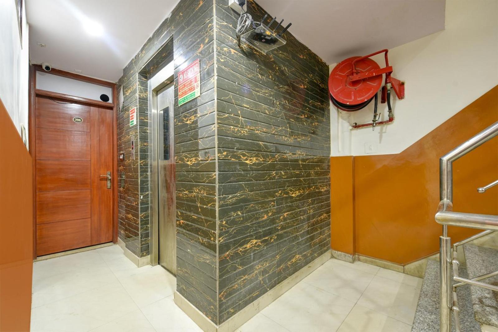 Prem Deluxe By Ved Group Hotel 2*