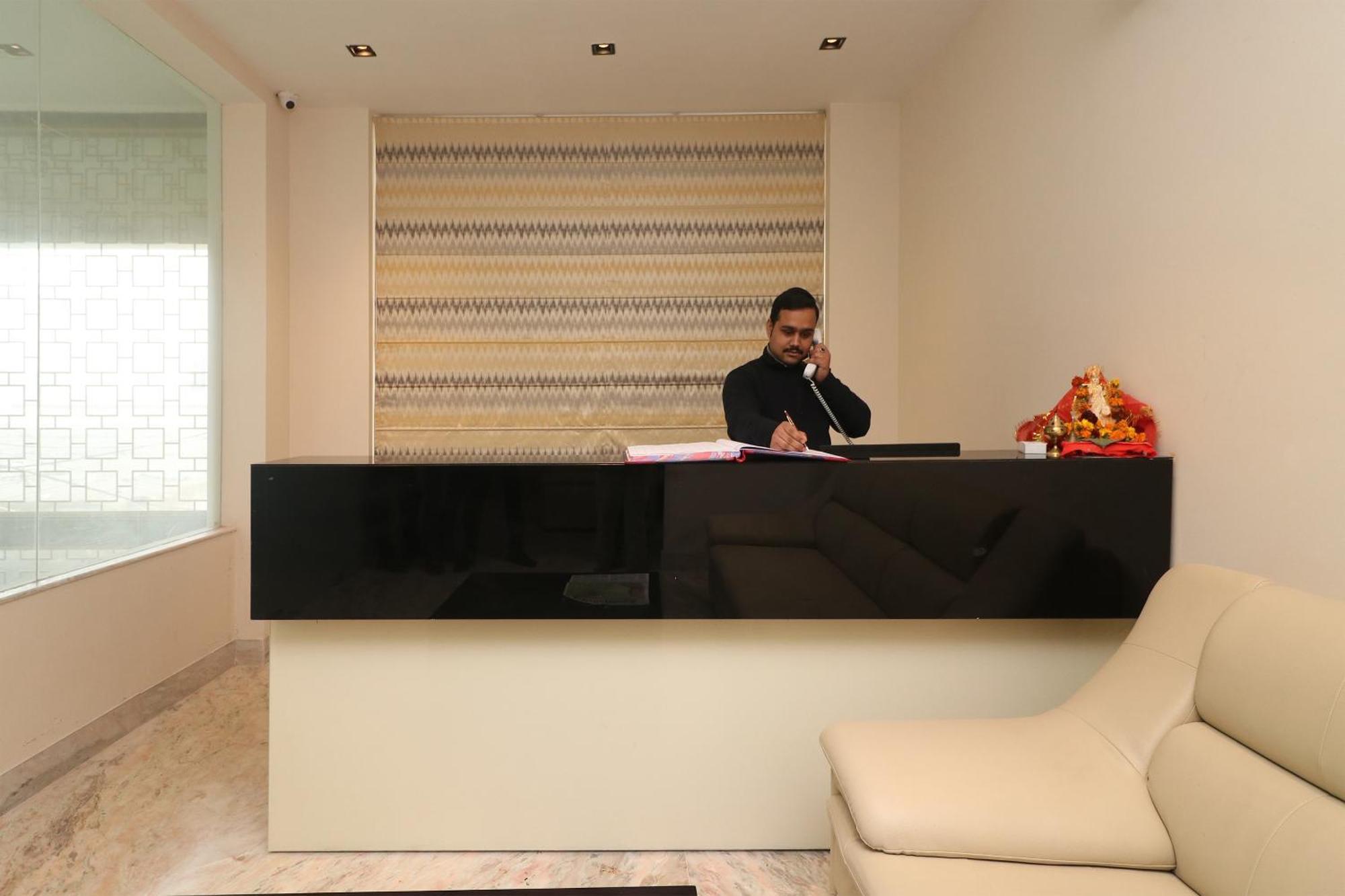 Hotel O Brent Wood 3*