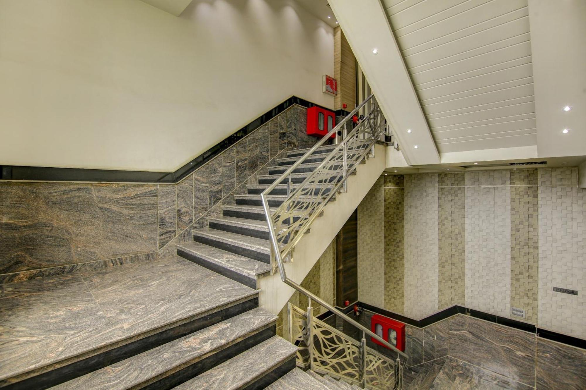 Townhouse Oak C Pearls Hotel 4*