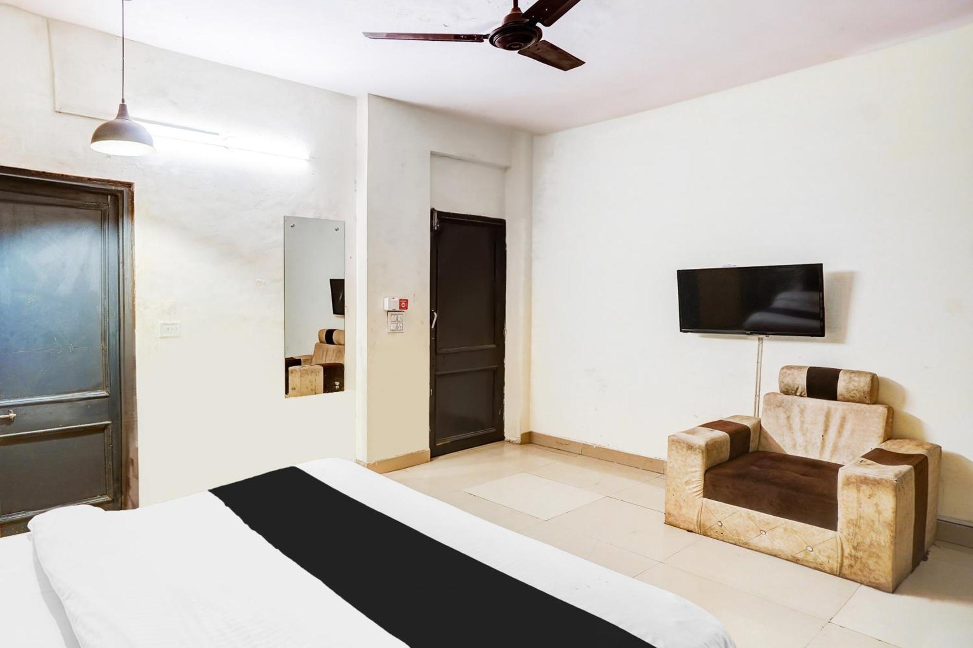 Apartment O Krishna New Delhi