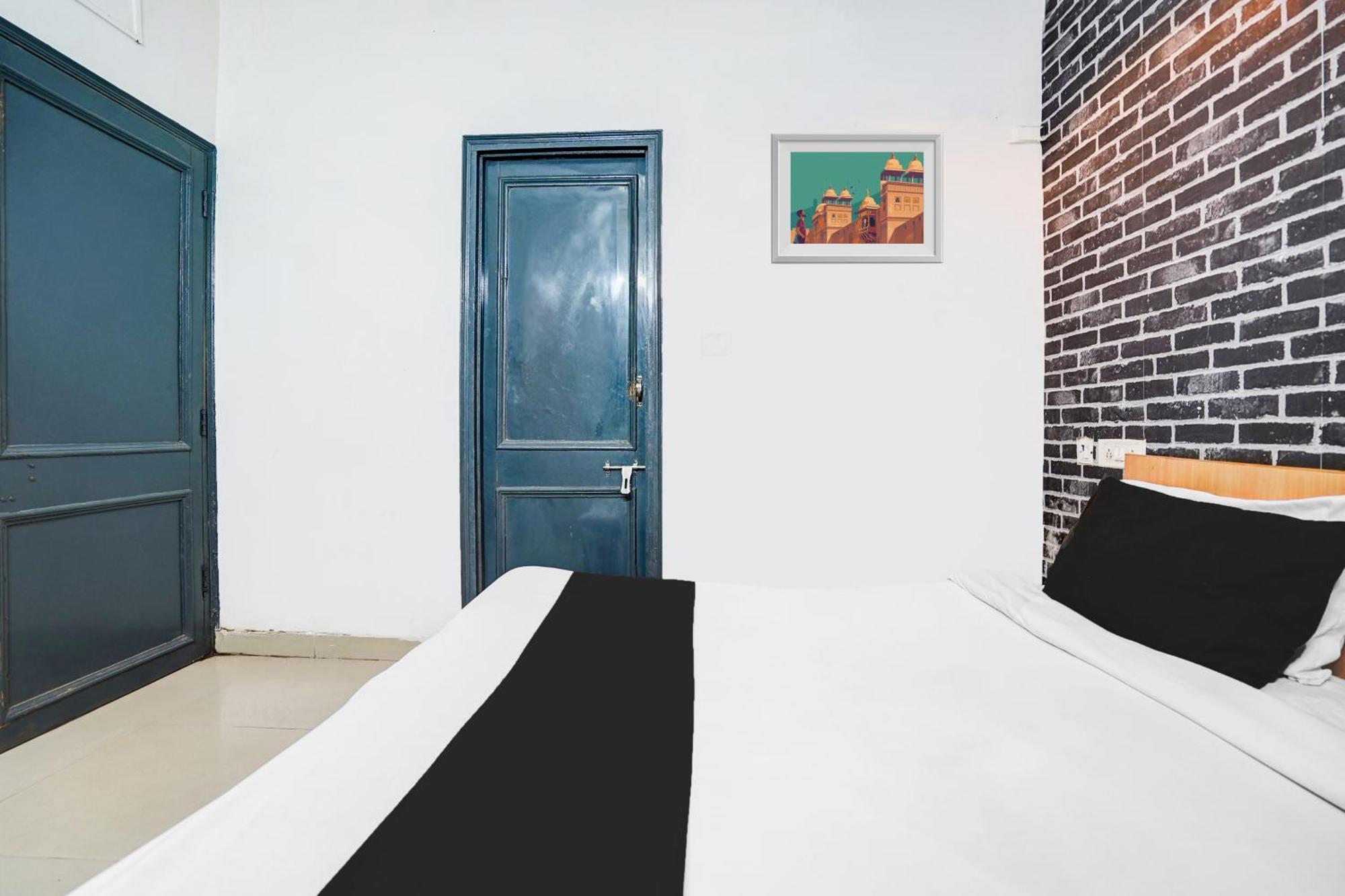 O Krishna Apartment New Delhi